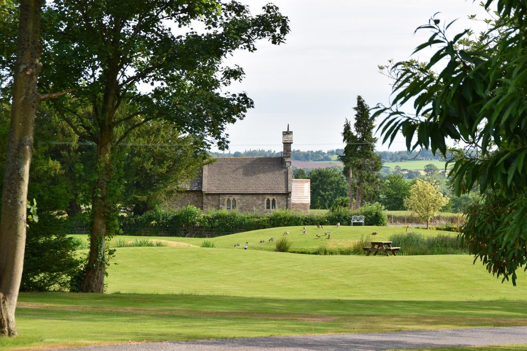 Llansabbath Country House B&B Abergavenny Esterno foto